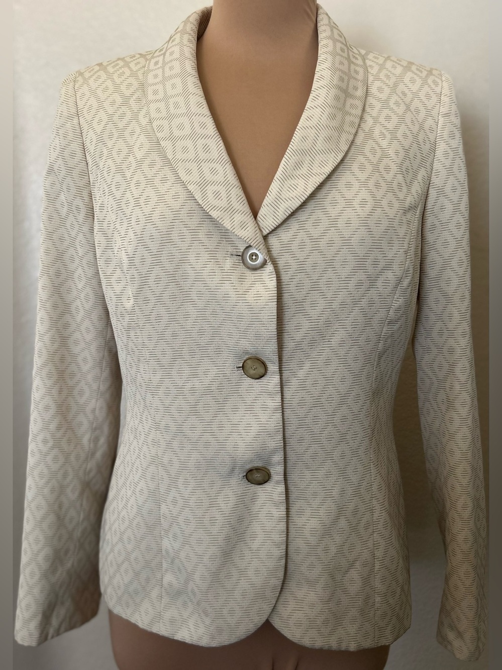 Kasper Cream Textured Shawl-Collar Blazer